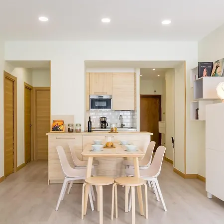 Espacioso 3 Hab Dobles, 2 Banos Centro Ciudad * بلباو