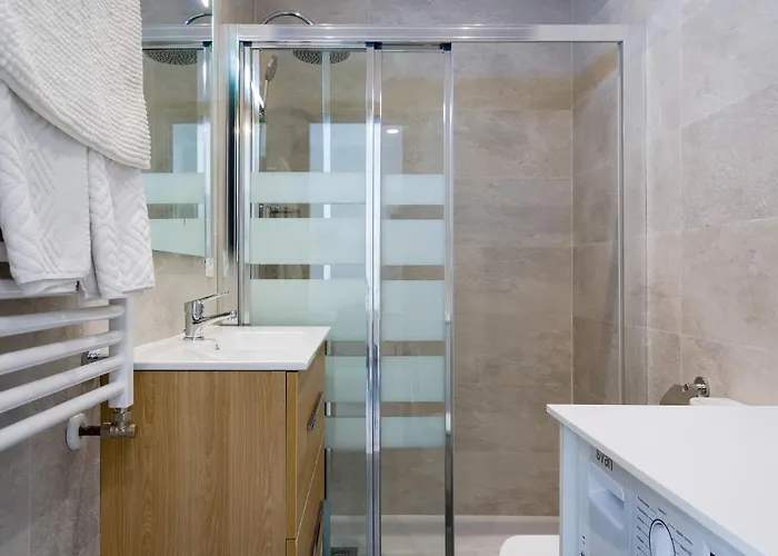 Apartment Espacioso 3 Hab Dobles, 2 Banos Centro Ciudad Bilbao