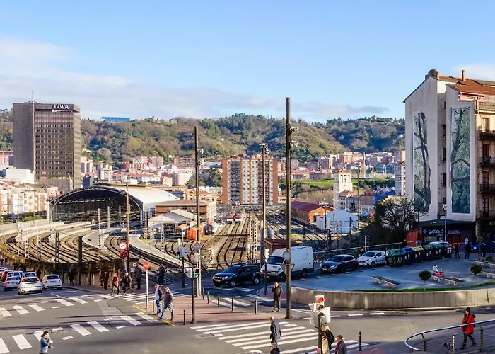 Espacioso 3 Hab Dobles, 2 Banos Centro Ciudad *