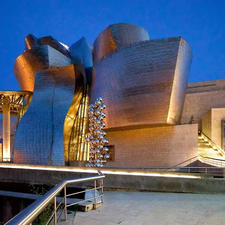 Espacioso 3 Hab Dobles, 2 Banos Centro Ciudad Appartement