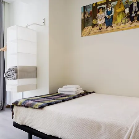 Espacioso 3 Hab Dobles, 2 Banos Centro Ciudad Appartement